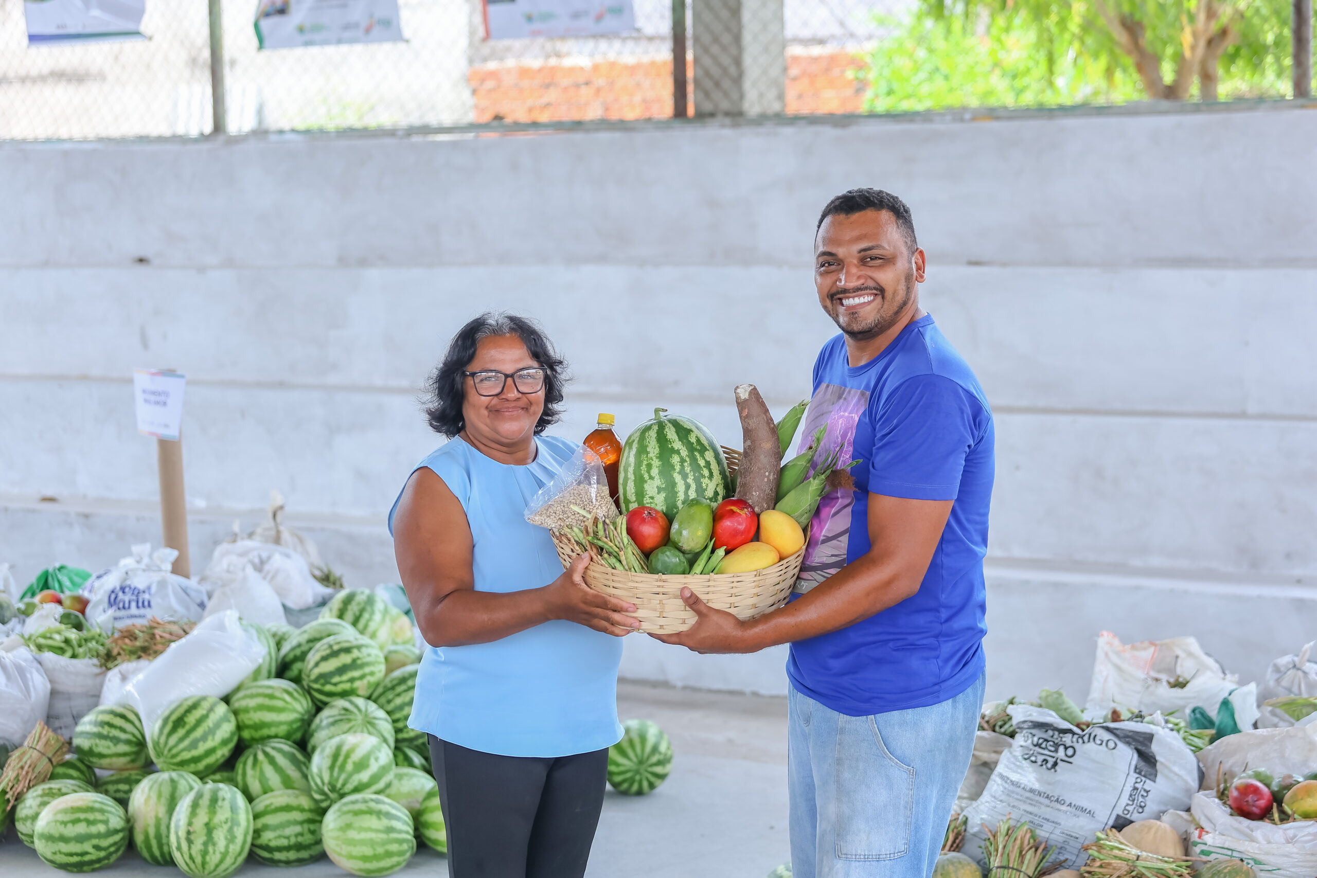 SAF entrega mais de 50 toneladas de alimentos para famílias em vulnerabilidade nesta terça (31)