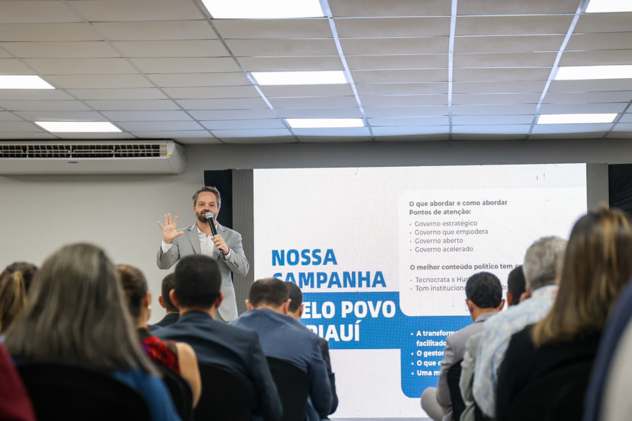 Governo do Piauí reúne assessores e gestores para repassar orientações sobre comunicação pública e condutas em ano eleitoral