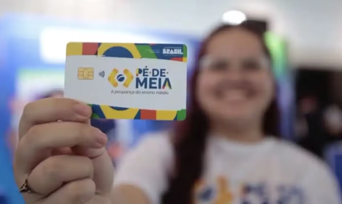 Pé-de-Meia reduz evasão escolar em 43% no país