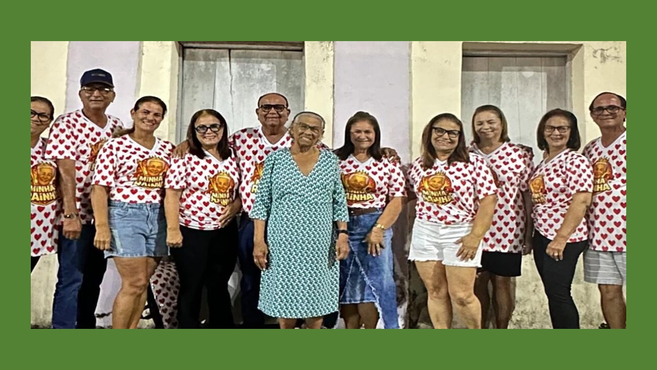Idosa de 91 se emociona ao ter os 10 filhos dormindo em sua casa no dia do seu aniversário