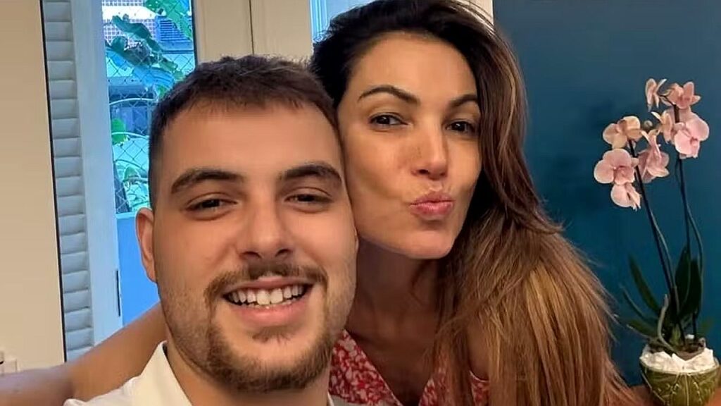 Filho de Patrícia Poeta enfrenta 19 cirurgias no joelho