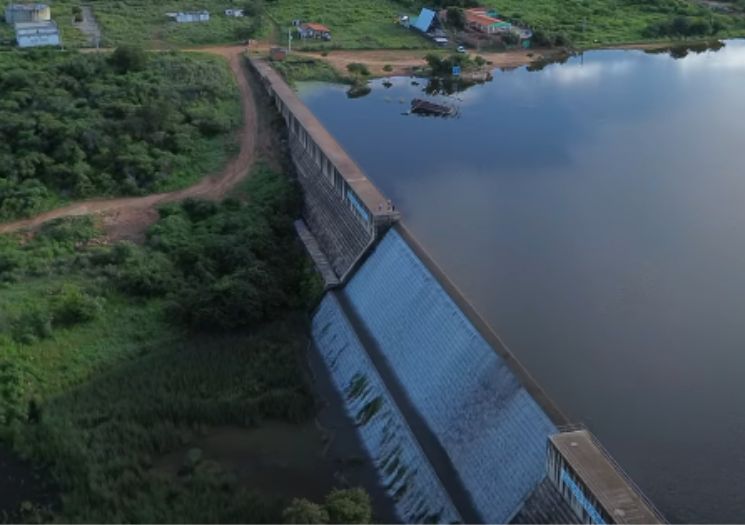 Barragem do Estreito transborda pela 5ª vez em Francisco Macedo, no Piauí