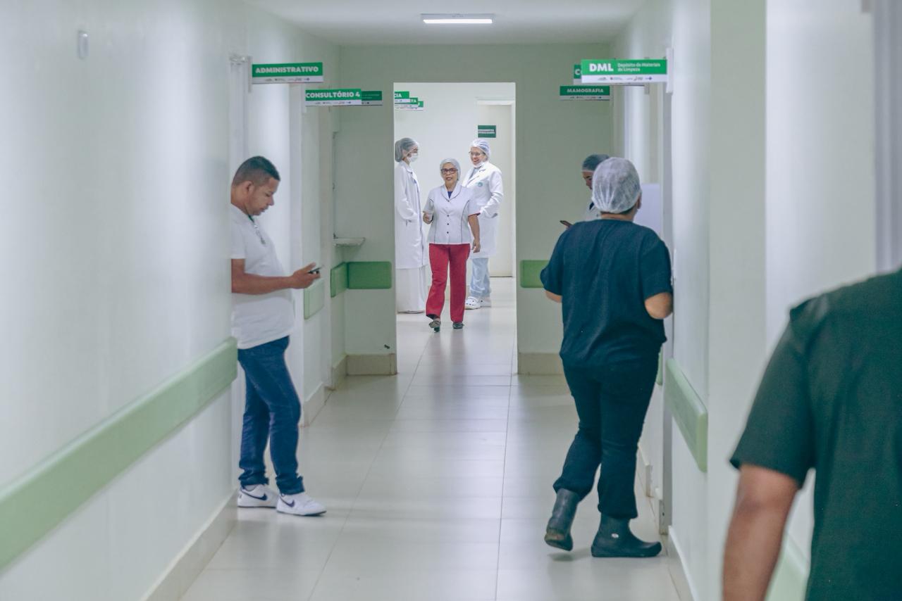 Rafael Fonteles inaugura UTI e Central de Diagnóstico em Corrente e anuncia mais R$ 5 milhões em investimentos para a cidade