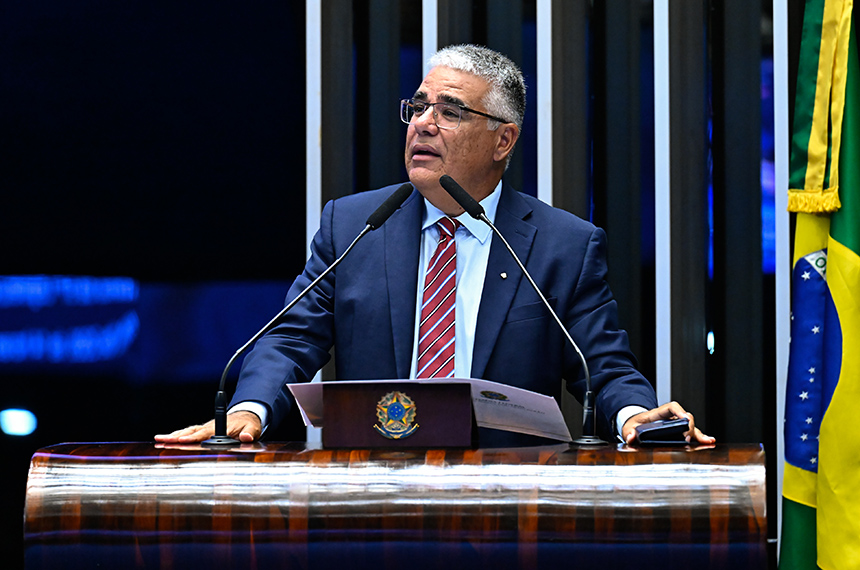 Retomada de ação sobre delação premiada é 'suspeita', afirma Girão