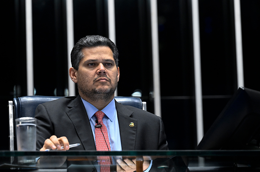 Presidente do Congresso nega tratativas sobre cargos em agências reguladoras