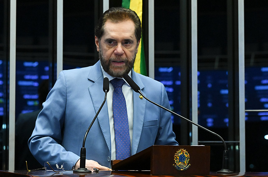 Plínio defende autonomia do Banco Central