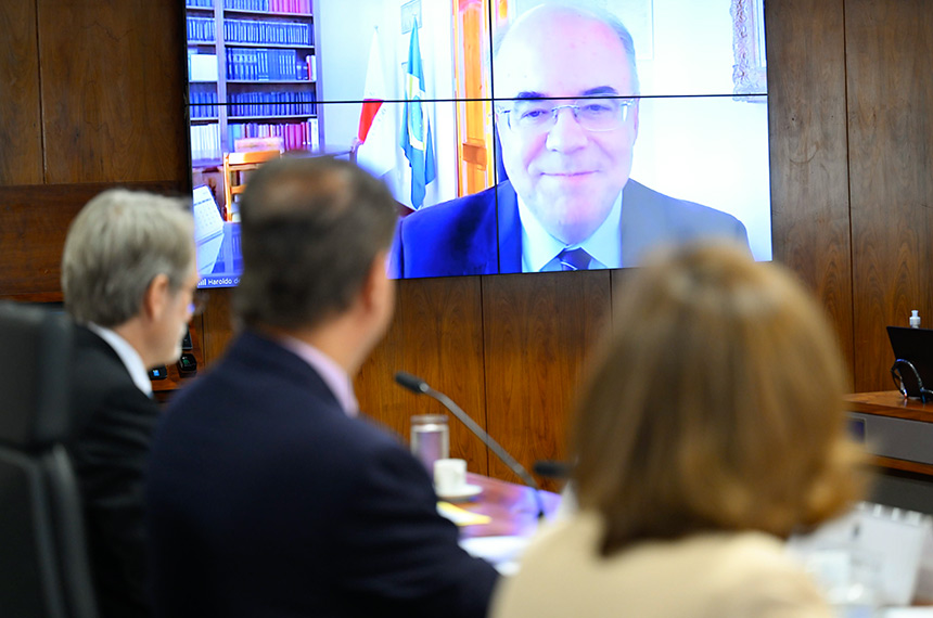 Plenário do Senado confirma nome de embaixador para a Finlândia