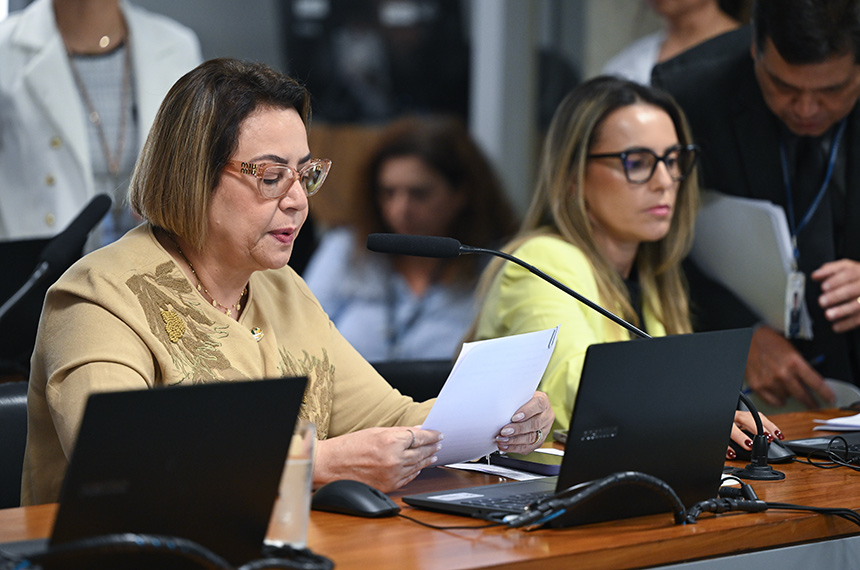 Julho Neon, para conscientizar sobre saúde bucal, vai a sanção