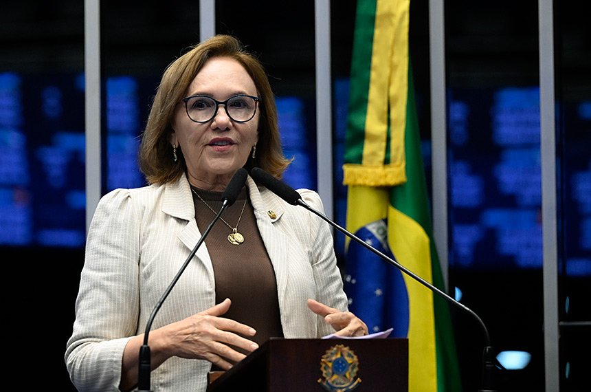 Zenaide Maia relembra trajetória do humorista Chico Anysio