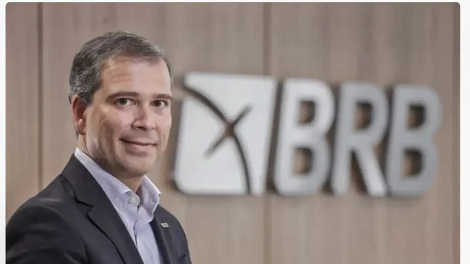 Ex-presidente do BRB tratava propina enquanto conduzia operação do Master com Ibaneis