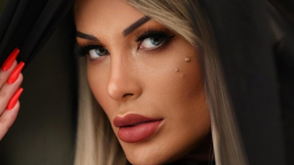 Andressa Urach inova no trap e mira Grammy Latino