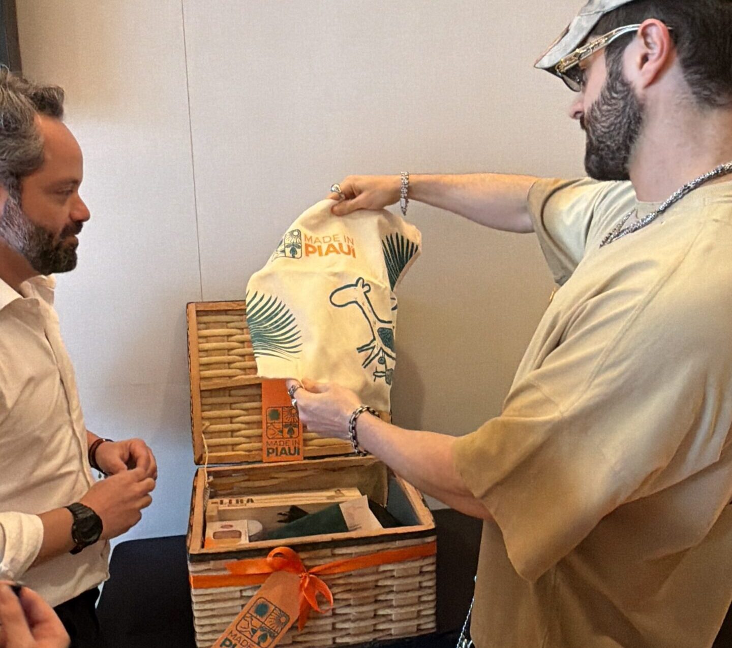 Made In Piauí: produtos piauienses ganham visibilidade nacional com entrega de cesta para o DJ Alok