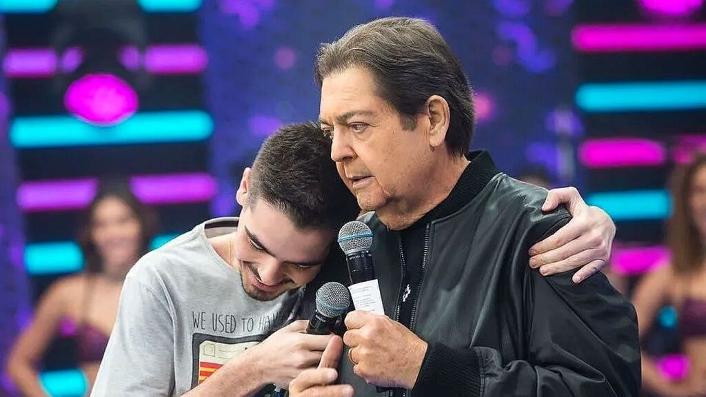 Filho de Faustão revela pressões e conselhos do pai