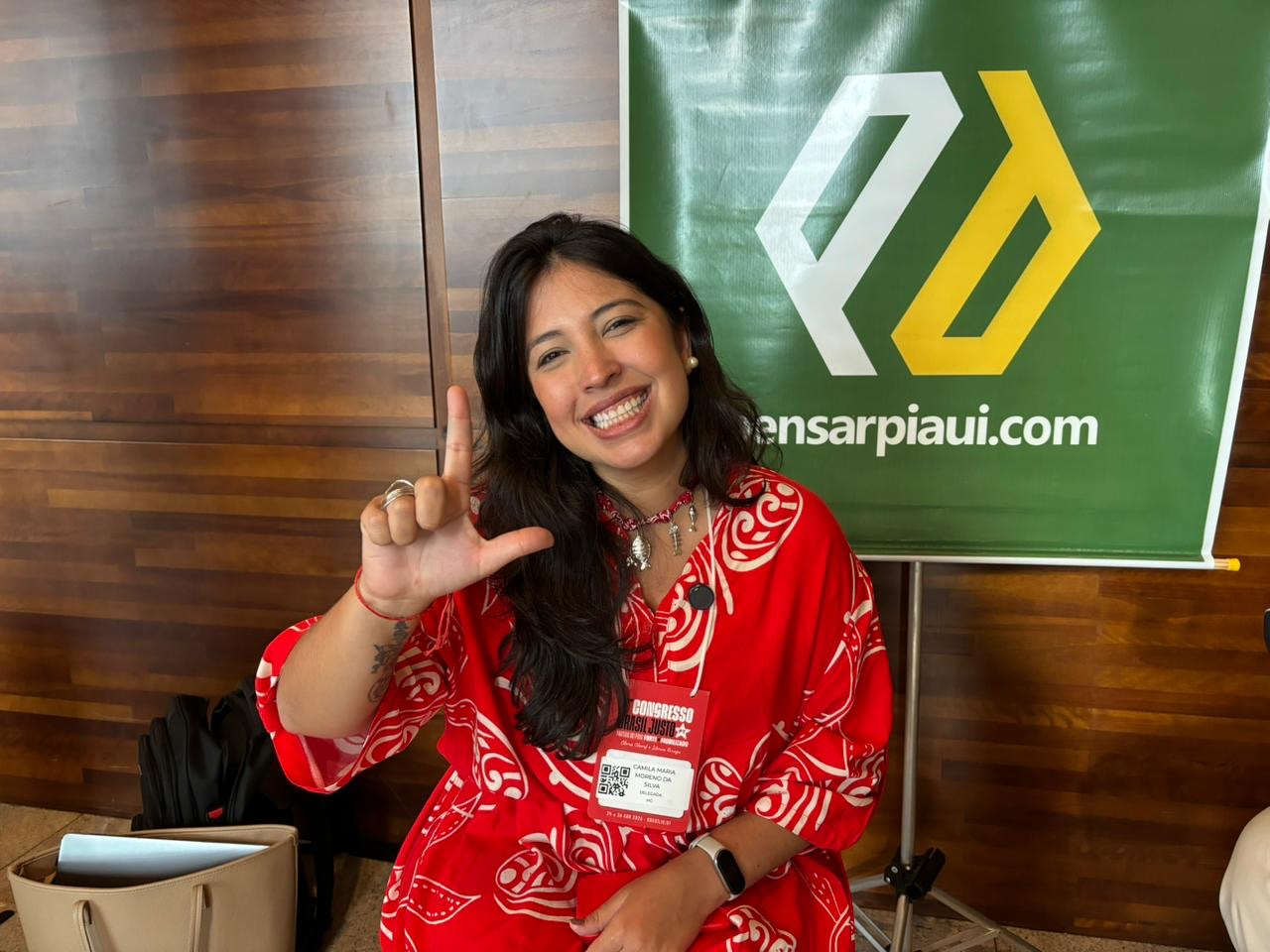 PT aposta em legado de Lula para enfrentar extrema-direita, afirma Camila Moreno