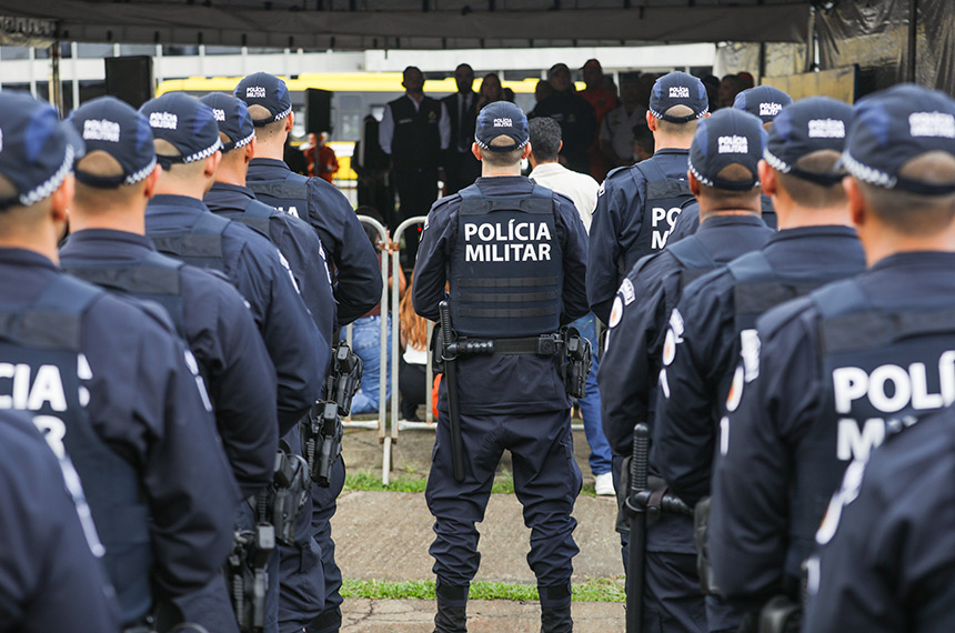 Sancionada lei que reajusta salários da segurança do DF