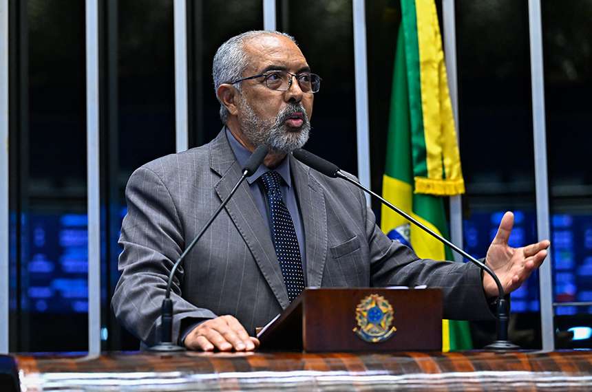 Paim defende aprovação de Jorge Messias para o STF