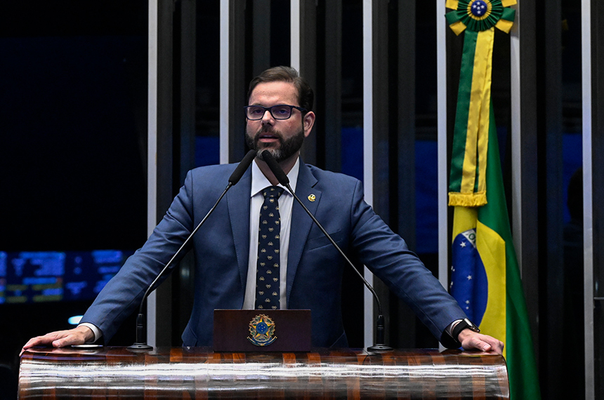 Seif critica ação do Ibama e do Ministério Público contra pescadores em SC