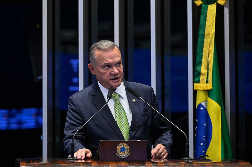 Wellington celebra aprovação de projeto que cria Universidade Federal de Sinop