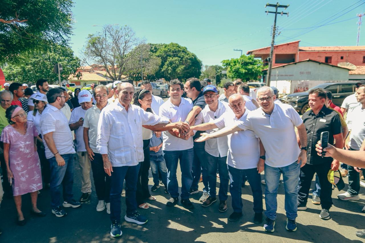 Em Marcos Parente, Rafael Fonteles inaugura pavimentação e autoriza novas obras para ampliar mobilidade e prática esportiva