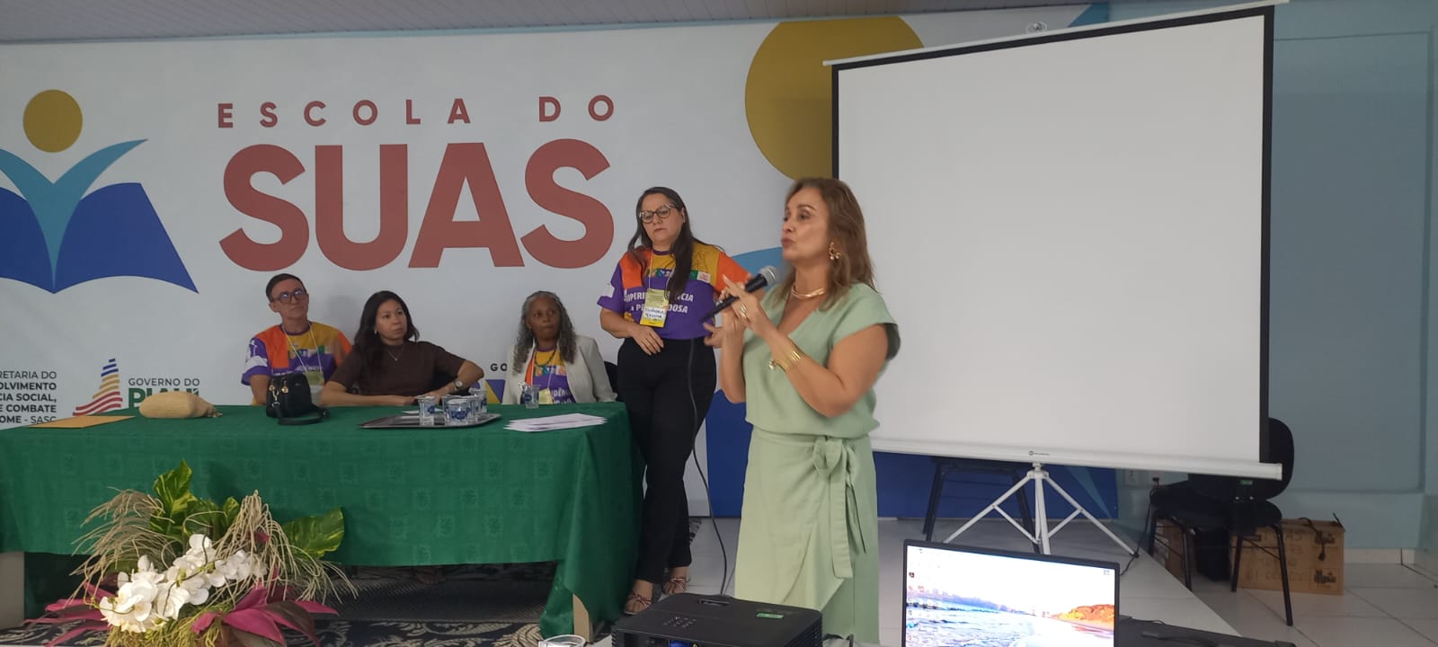 Sasc promove encontro sobre direitos da pessoa idosa em instituições de longa permanência