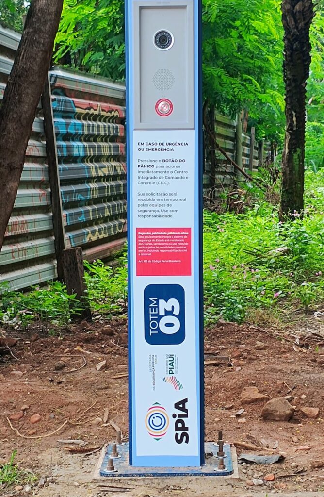 Totem inteligente é instalado na Marechal Castelo Branco para reforçar a segurança na zona leste de Teresina