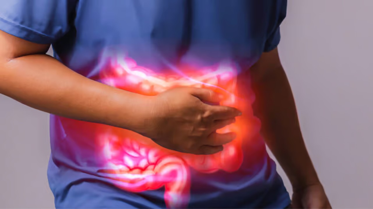 Transplante de fezes: Hospital busca doadores para tratamento inovador contra infecção intestinal
