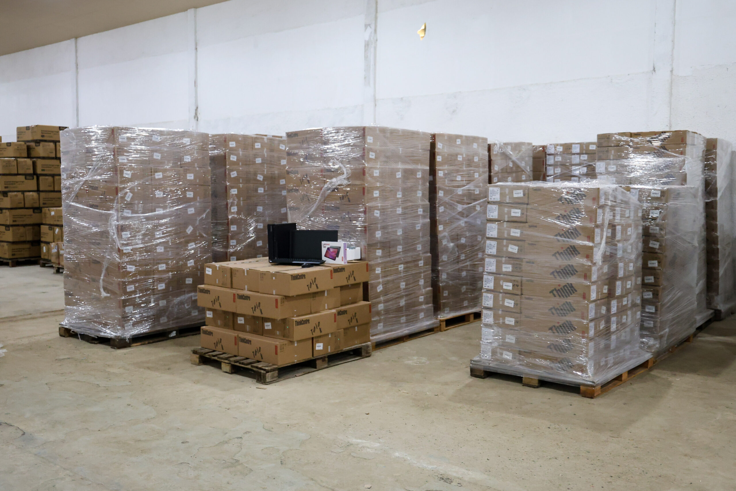 Governo do Estado entrega mais de R$ 7 milhões em equipamentos de informática para modernizar unidades de saúde em Teresina