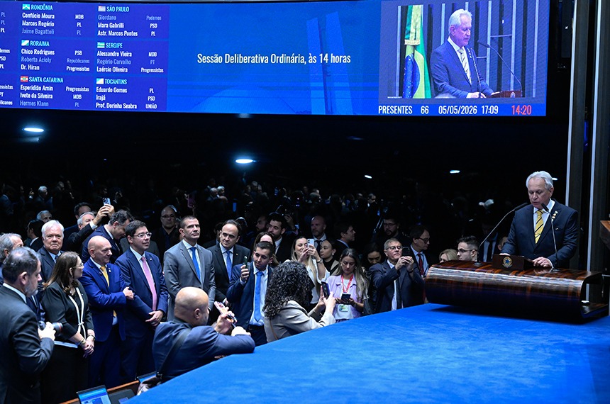 Hermes Klann toma posse como senador por Santa Catarina