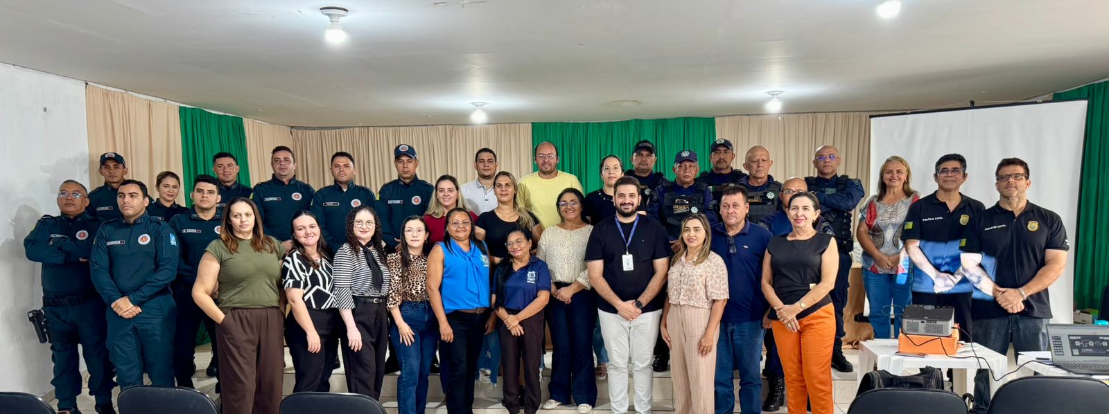 SIA leva capacitação em inteligência artificial aos municípios para prevenir riscos sociais e reforçar a permanência escolar no Piauí