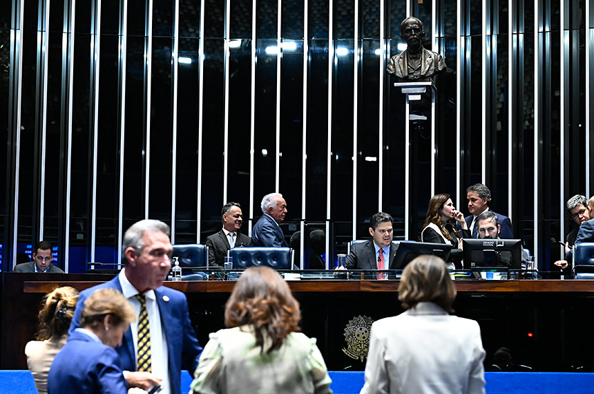 Senado aprova avaliação anual da saúde da mulher; projeto volta à Câmara