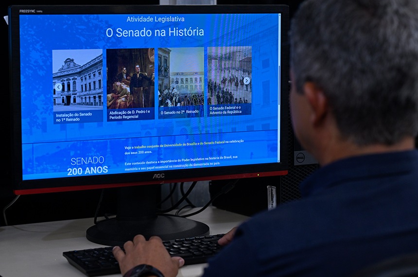 Davi Alcolumbre anuncia novo site de história do Senado