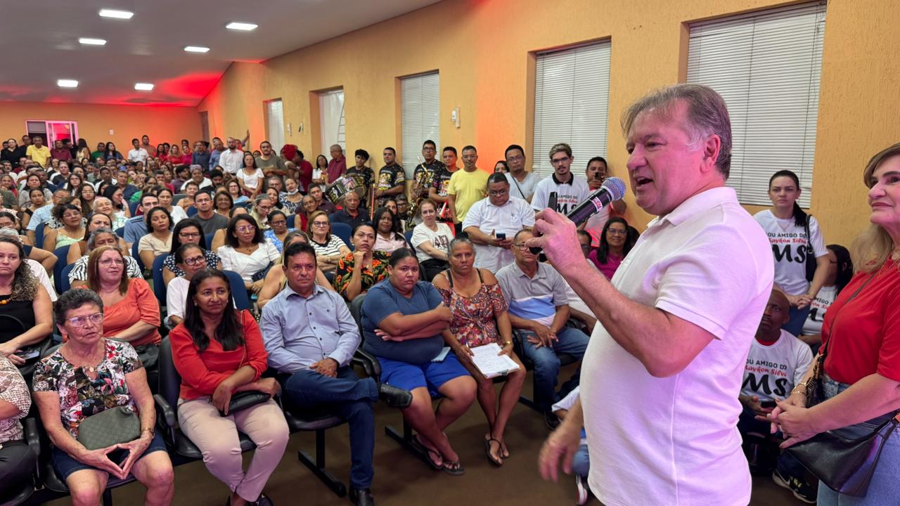 Merlong reúne lideranças em Teresina e presta contas de ações do mandato