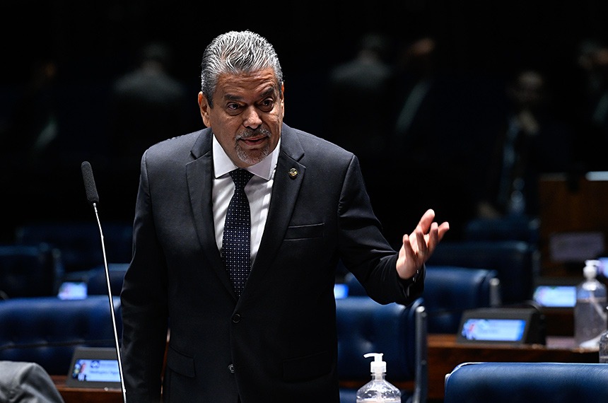 Projeto com diretrizes para atendimento de dor crônica segue para sanção