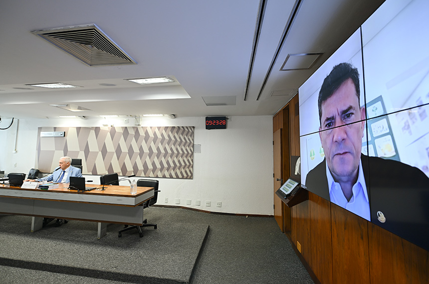 Criminalização do exercício ilegal da medicina veterinária vai a Plenário