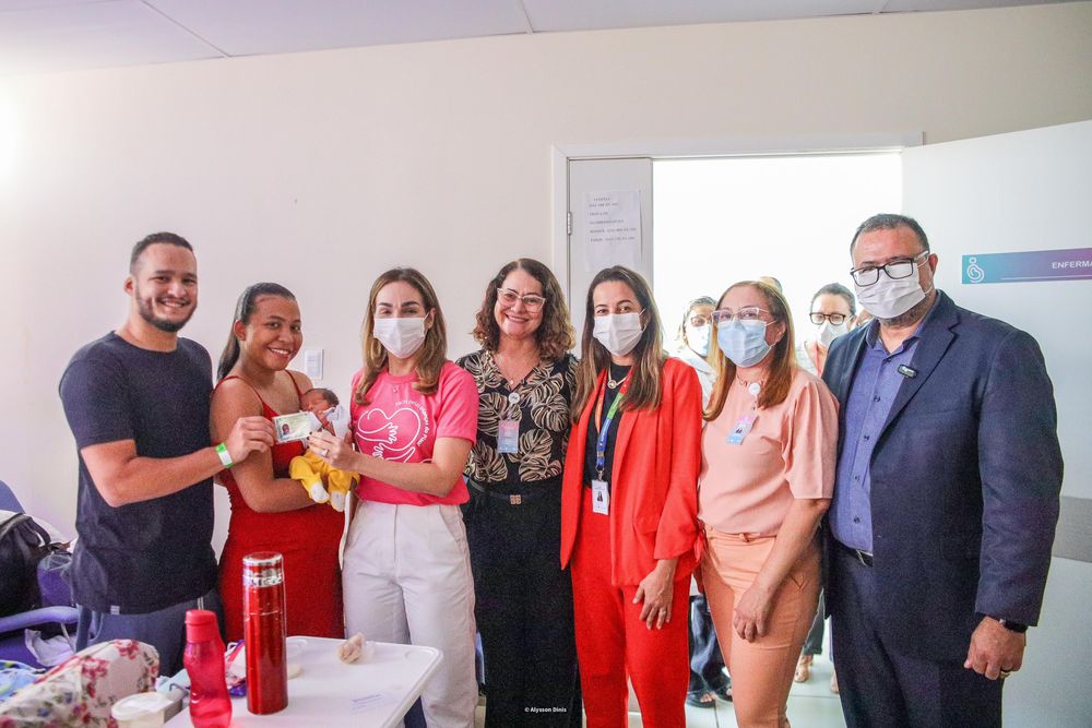 Piauí emite 1.000 carteiras de identidade neonatal e lidera serviço pioneiro no Brasil
