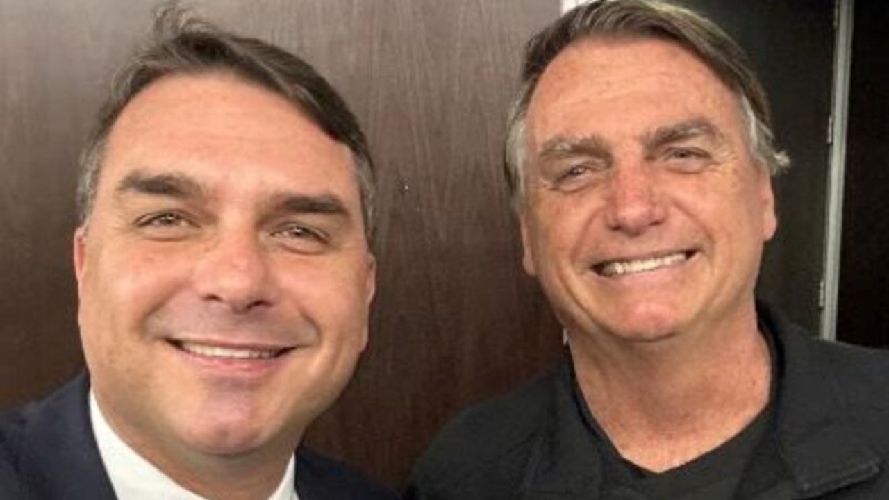Bolsonaro manda Flávio “ficar firme” após crise com Daniel Vorcaro e descarta Michelle