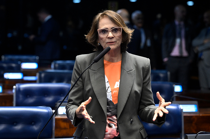 Senado aprova espaço na 'Voz do Brasil' para combate à violência contra a mulher