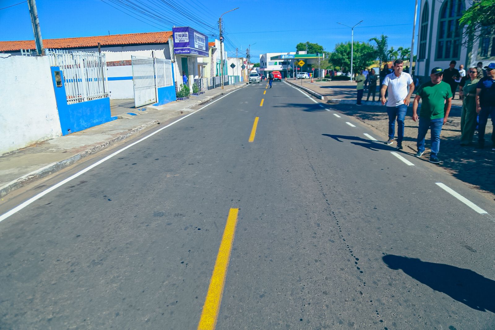 Rafael Fonteles inaugura asfaltamento de ruas e entrega equipamentos para creche em Canto do Buriti