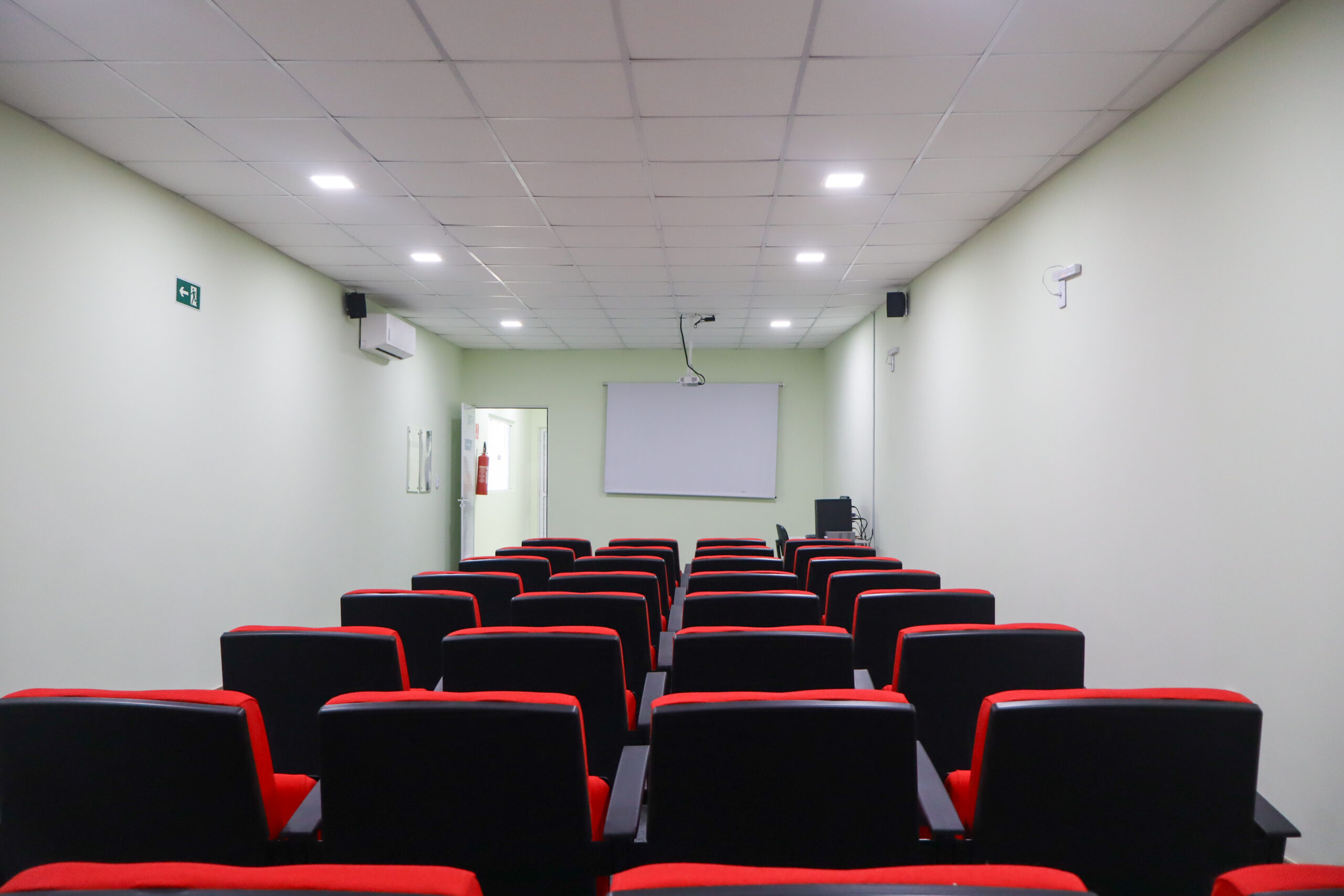 Maternidade, escolas e asfalto: Governo do Piauí transforma Teresina com mais de mil obras e investimento de R$ 1,43 bilhão
