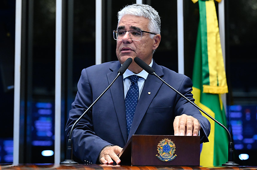 Girão condena gastos do governo Lula com viagens