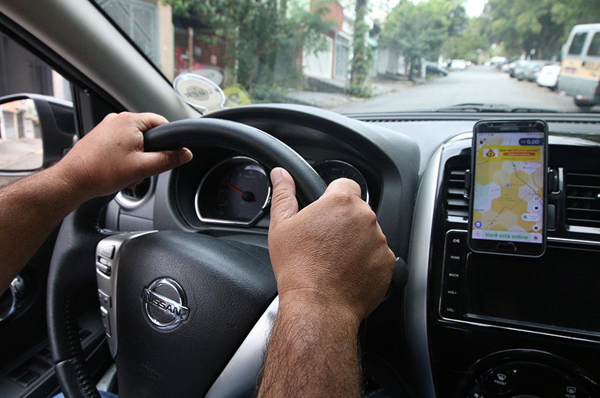 Medida provisória libera financiamento para motoristas de aplicativo e taxistas