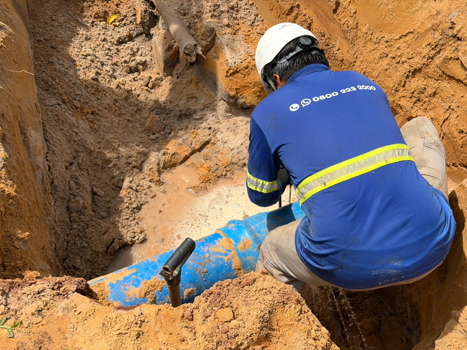 Águas do Piauí executa mais de 1 km de extensões de rede e amplia fornecimento de água em Parnaíba e Luís Correia
