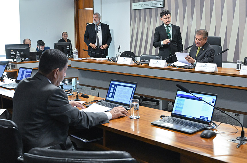 CRE aprova criação de grupos parlamentares com Grécia e Estônia