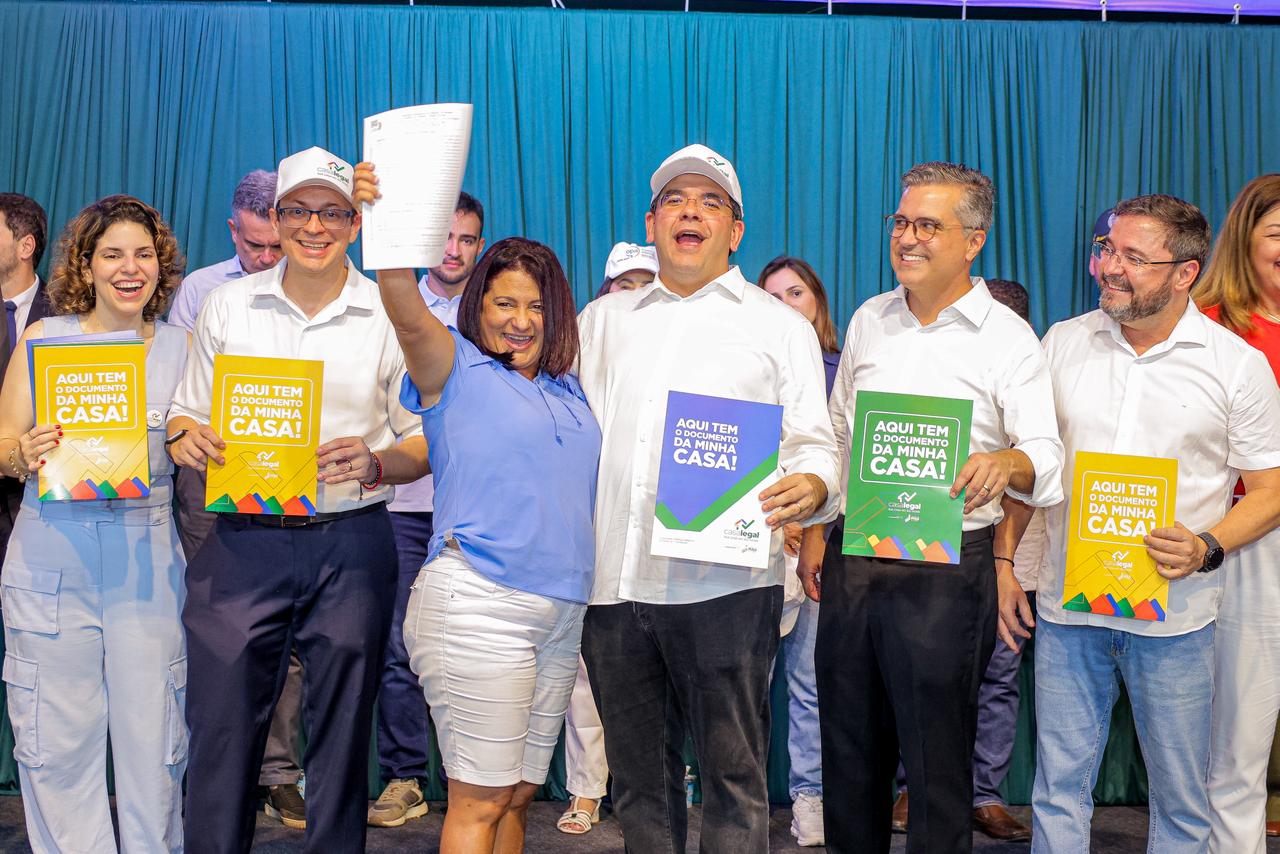 Rafael entrega 894 registros na zona norte de Teresina; região já soma 18 mil imóveis regularizados