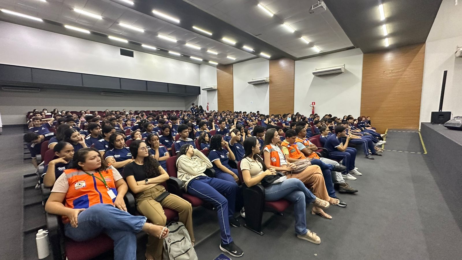 Defesa Civil leva orientações sobre primeiros socorros e prevenção de afogamentos a estudantes de Piracuruca e Esperantina