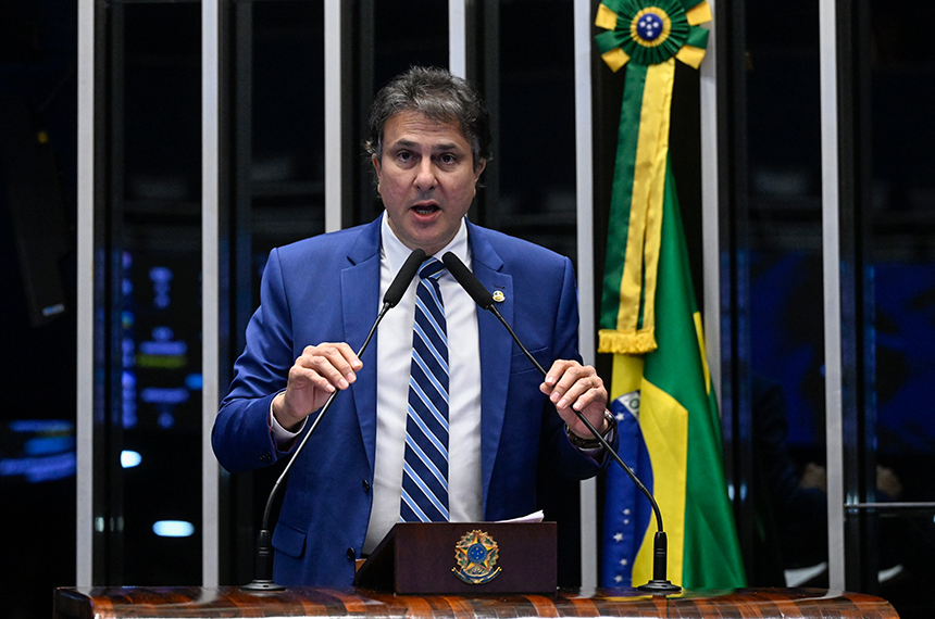 Camilo Santana destaca crédito para taxistas e motoristas de aplicativo