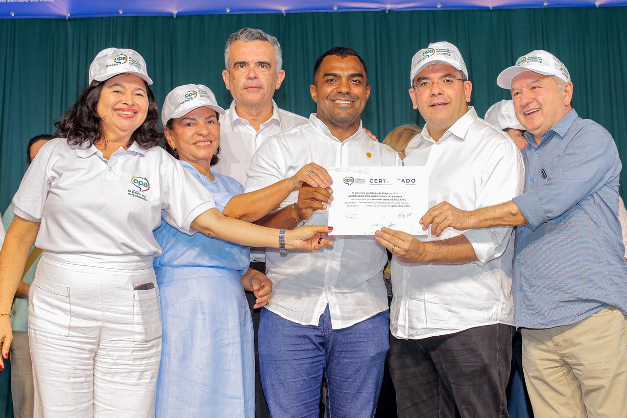 Rafael Fonteles entrega 17 obras do OPA na zona Leste de Teresina e autoriza mais de R$ 4 milhões em investimentos