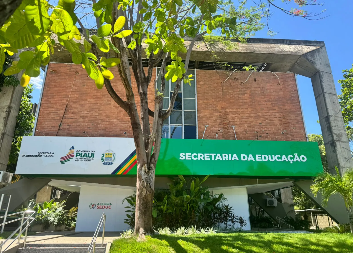 Seduc divulga resultado final do concurso para professor e convoca candidatos para prova didática