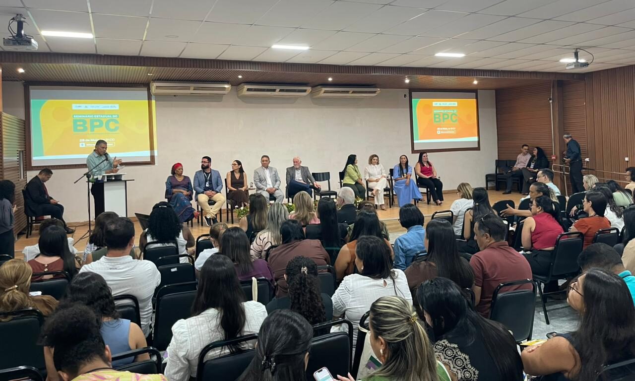 Governo do Piauí capacita técnicos e gestores municipais sobre as novas regras do BPC