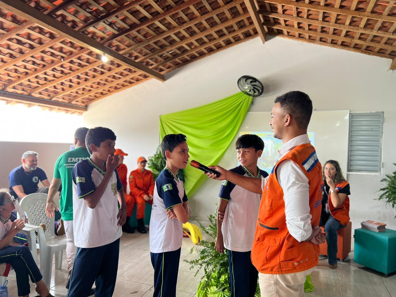Defesa Civil realiza ação educativa do projeto Banho Seguro com estudantes do município de Pedro II